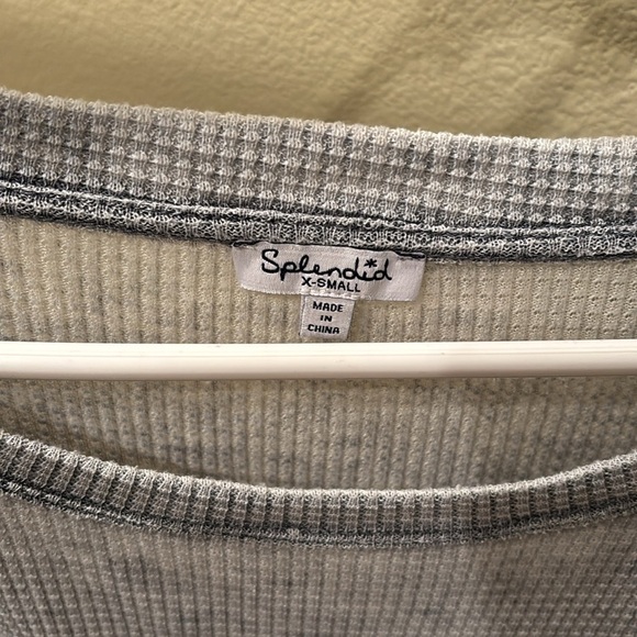 Splendid woman's grey and white long sleeve shirt - Picture 4 of 8